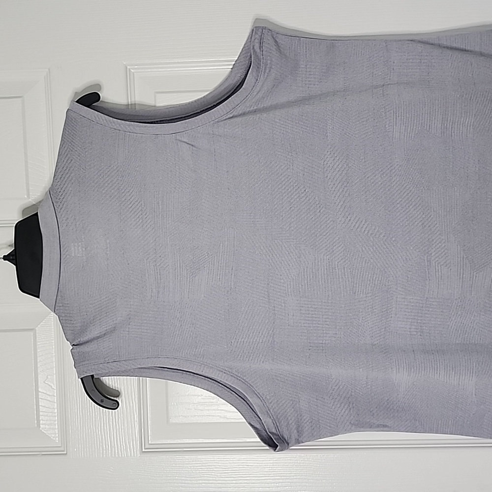 THREE SIXTY SIX WOMAN'S TOP - Picture 6 of 8